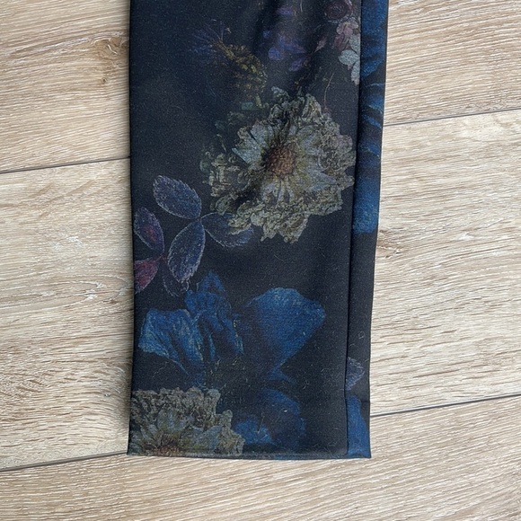 Soft Surroundings Black Floral Ponte Knit Pull On Pants - Picture 4 of 12